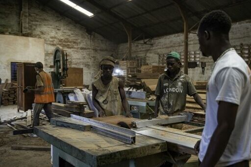 Against a background of cuts in global humanitarian funding, the NGOs worry about the impact on their work helping Kinshasa's 'shegues'