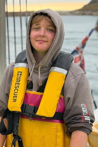 Teen helps to land giant 338kg Bluefin Tuna in Whitby for first time in 90 years