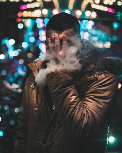 pexels-nickoloui-986729