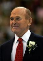 US skating great Dick Button dies aged 95