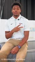Selma football star Dakaari Nelson officially signs with Penn State