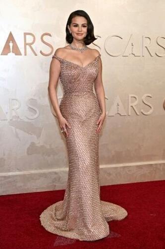 Oscars red carpet: 'Wicked,' white and lots of sparkle