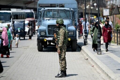Pakistan returns Indian border guard captured after Kashmir attack
