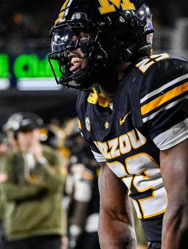 Mizzou running back Ahmad Hardy (29) celebrates (copy) (copy)