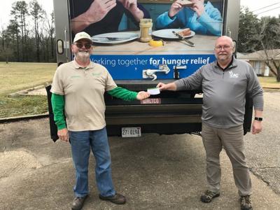 Selma Area Food Bank receives $10,000 donation from United Way