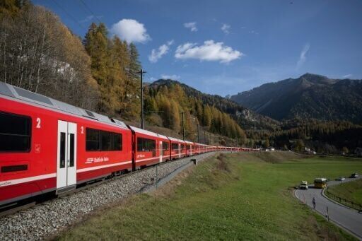 EU, Swiss hail 'historic' new deal resetting relations
