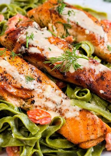 Salmon spinach fettuccini