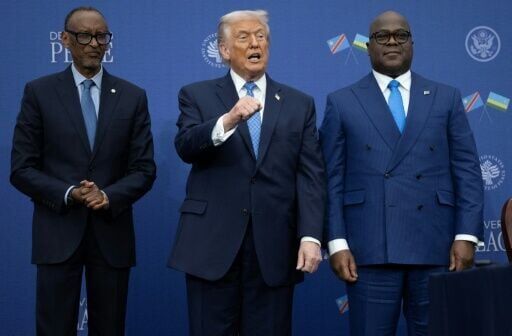 President Donald Trump in December brought together Rwandan President Paul Kagame (L) and the DRC President Felix Tshisekedi (R) to sign a peace deal