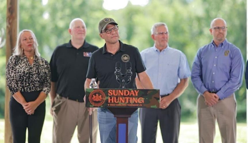 sunday hunting inline A