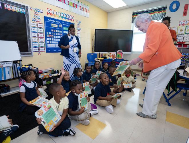 Gov. Ivey tours medical program in Camden that brings UAB residents to underserved Black Belt