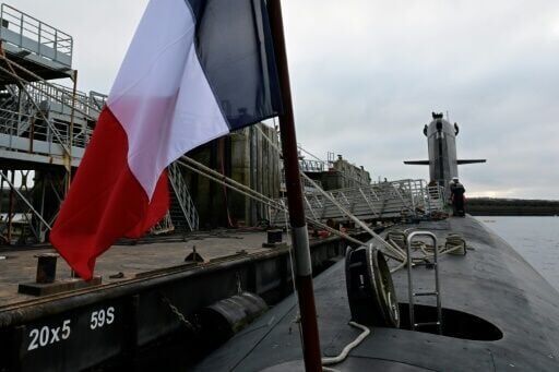 A French-UK nuclear umbrella for Europe? Not likely, say analysts