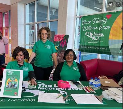 Links Selma hosts health event