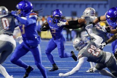 Ashton Jeanty, No. 10 Boise State run past No. 20 UNLV for MW title