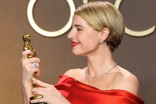Irish actress Jessie Buckley poses with her Oscar for Best Actress for her powerful performance as Shakespeare's wife in 'Hamnet'