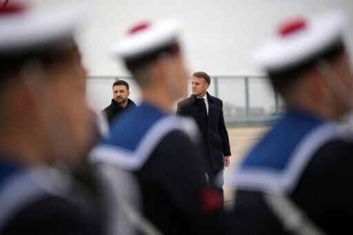 Zelensky and Macron signed an accord for Kyiv to acquire up to 100 fighter jets and other hardware