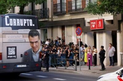 Spain ruling party bars members from hiring sex workers