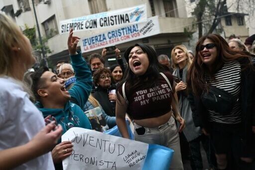 Argentine ex-president Kirchner to serve prison term at home