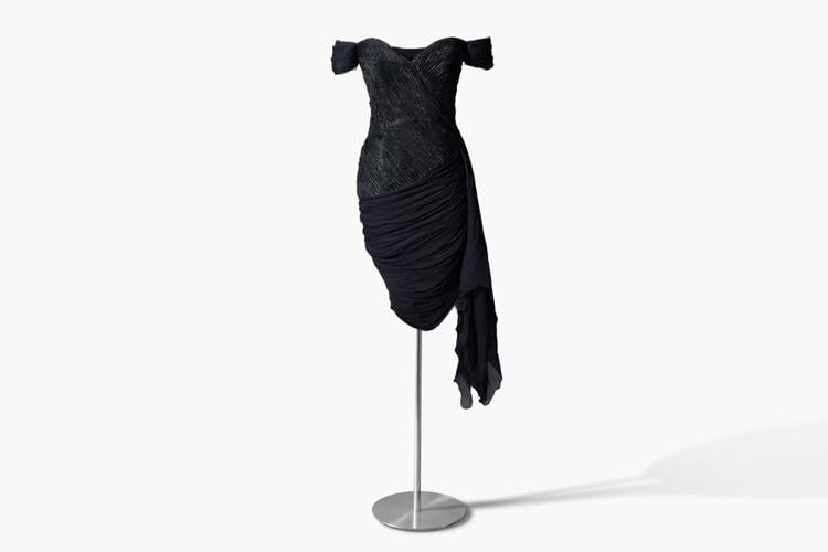 Princess Diana’s “revenge dress” could fetch £220k at auction