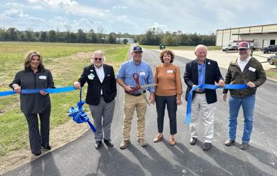Demopolis Industrial Board road ribbon cutting