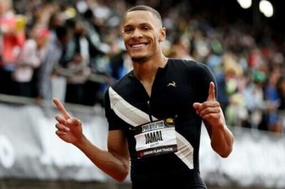 American Jamal Britt won the men's 110m hurdles title at the Drake Relays