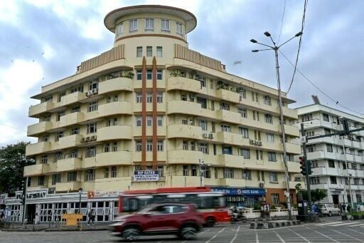 India's architecture fans guard Mumbai's Art Deco past