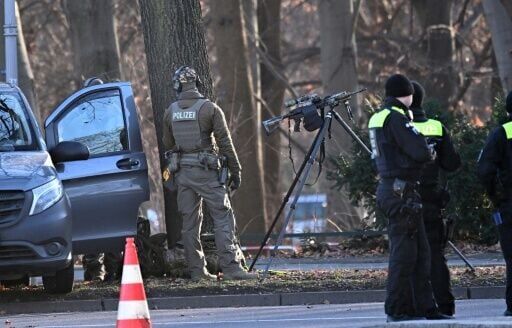 German police secure the area around the presidential Bellevue Palace in Berlin