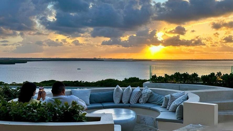 Secrets Mirabel Cancun Sky Bar