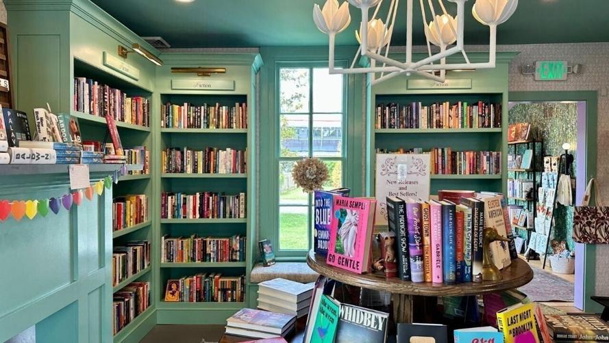Book Hounds in St. Michaels