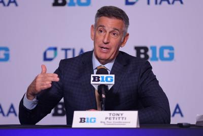 SEC, Big Ten commissioners promote change in CFP seeding format