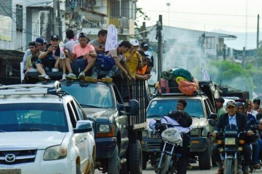 80 killed, thousands displaced in Colombian guerrilla violence