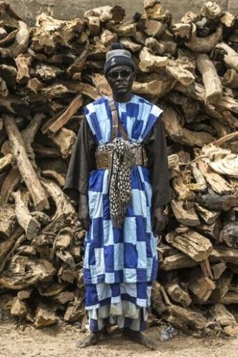 Baye Fall adherents often wear dreadlocks, multi-coloured patchwork outfits and numerous accessories believed to have mystical powers