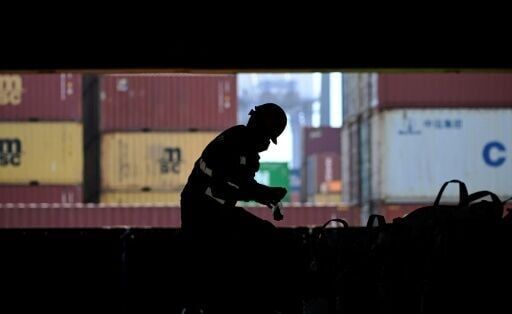 Mexican mega-port confronts Trump's tariff storm