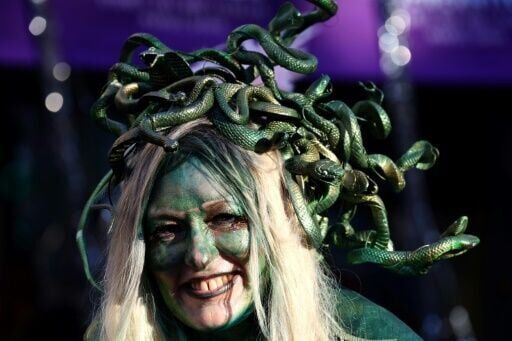 Sydney Mardi Gras celebrates inclusion in sea of glitter and feathers