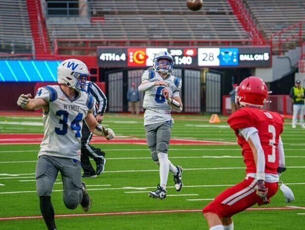 STATE FOOTBALL FINALS - Wynot vs O'Neill St. Mary's