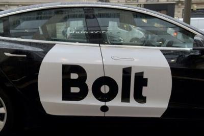 Uber and Bolt unveil women-only service in Paris