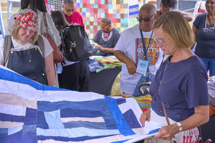 Airing of the Quilts 2025_1899.jpg