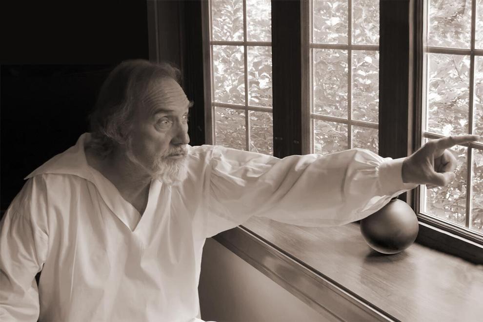 ART AROUND TOWN Oneman performance on Herman Melville Sailing