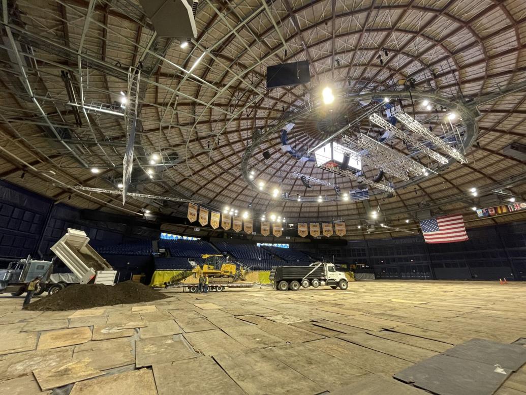 'An electric atmosphere': A behind-the-scenes look at how Brick Breeden