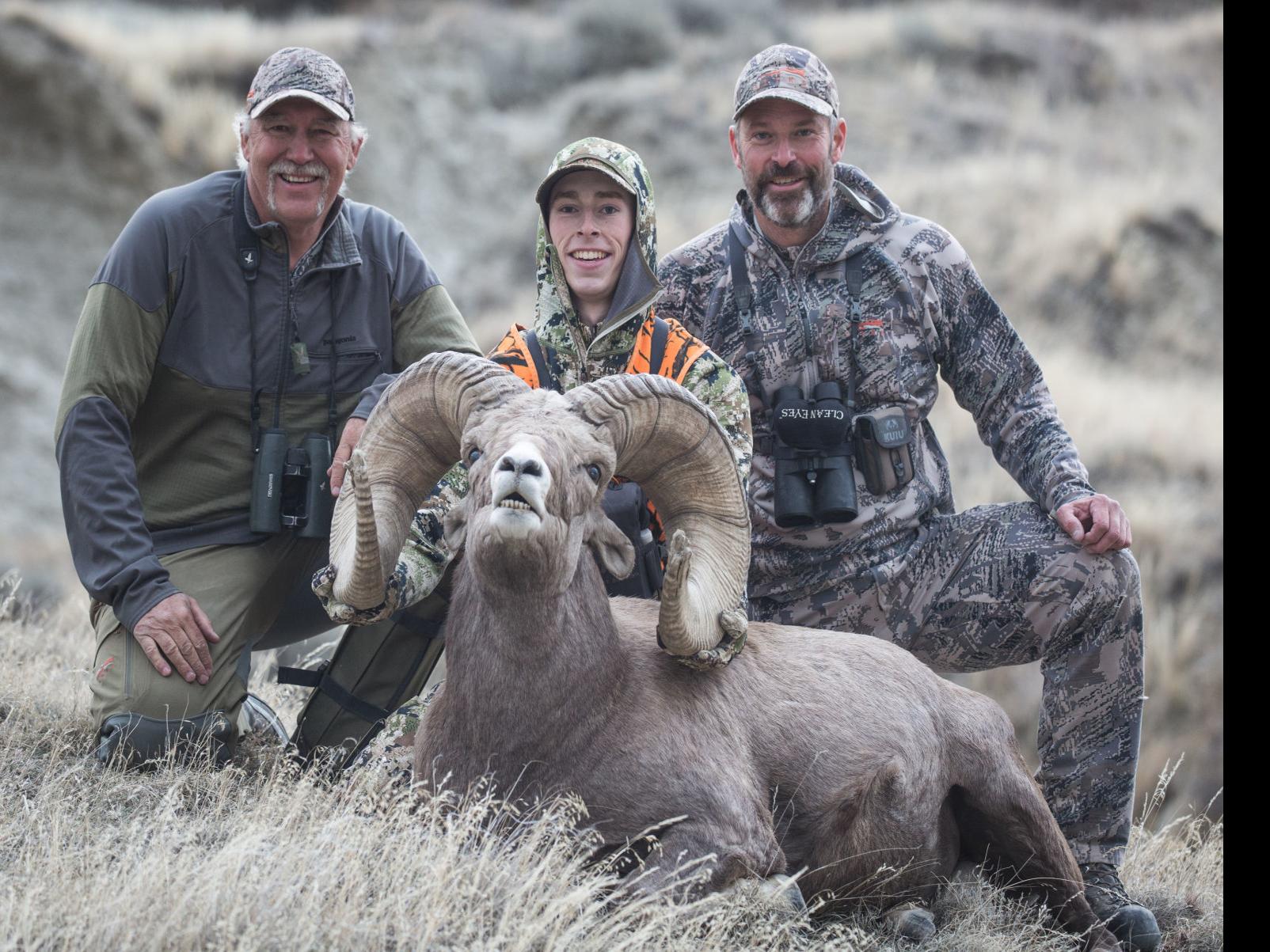 The Hunt Bozeman Hunter Harvests Sheep That Ties World Record Outdoors Bozemandailychronicle Com