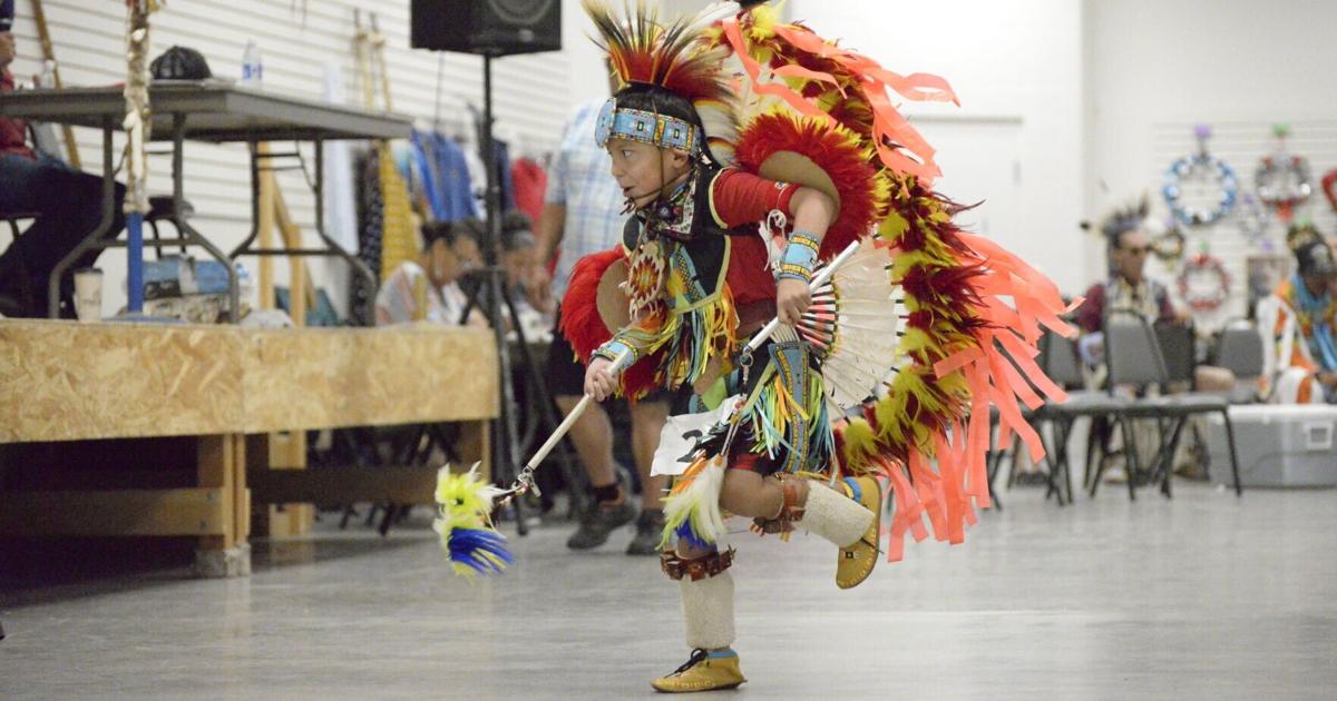 Metis Powwow moves to Winnett after mixup with fairgrounds calendar