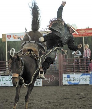 Angell wins rodeo series all around | Sports