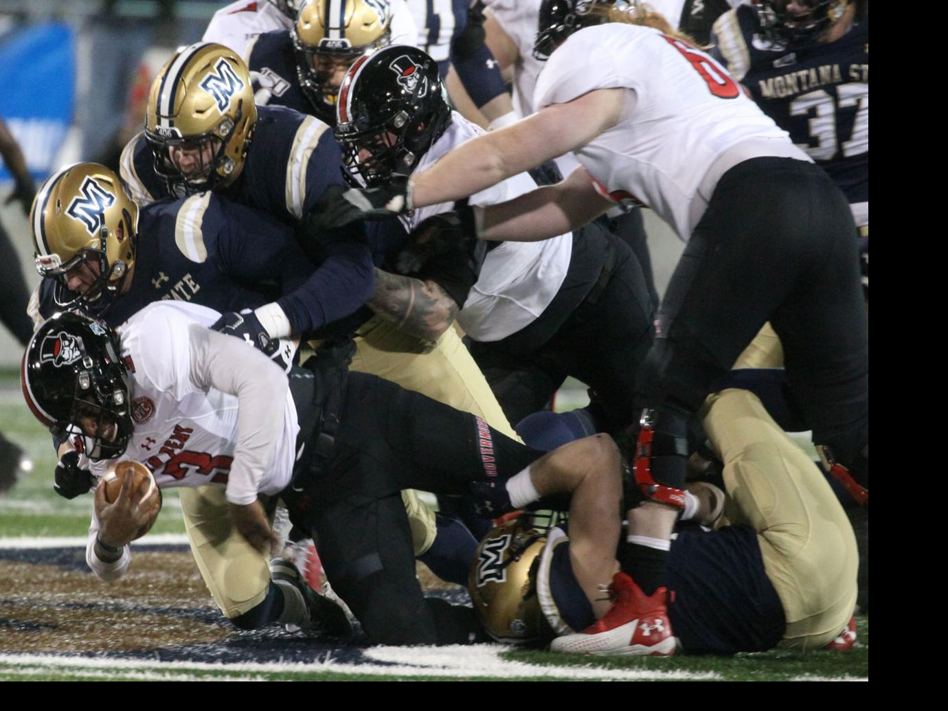 Bobcat Fans Provide Electric Atmosphere Push Msu To Fcs