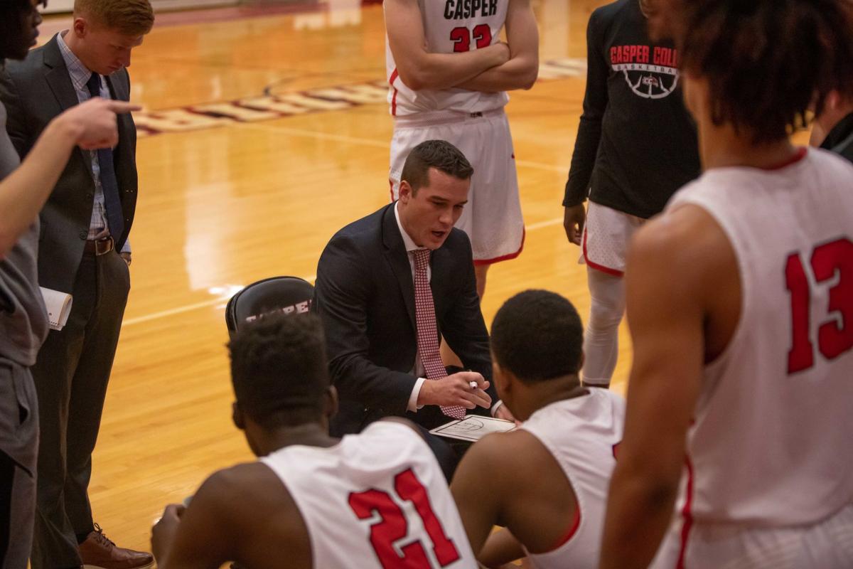 Sprinkle Hires Russell To Complete Coaching Staff Bobcats Men S
