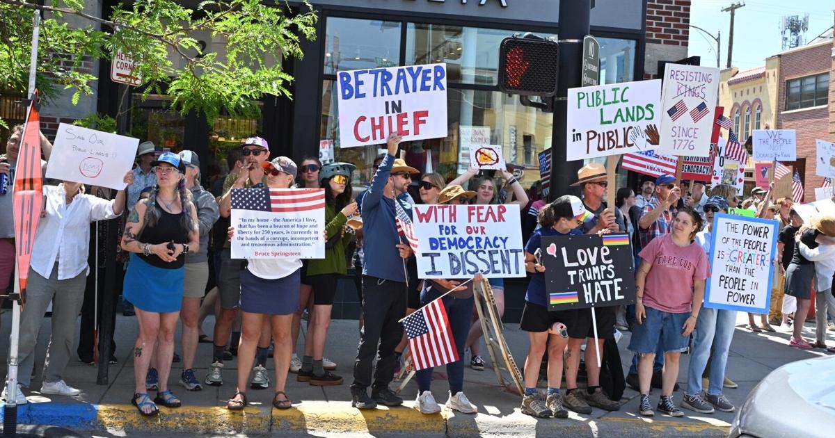 'No Kings': 3,000 rally in downtown Bozeman to protest USA's direction ...