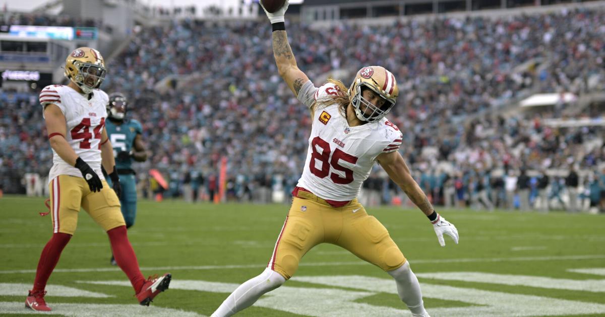 44 Niners The 49ers get back to their dominant form in their 1st game after their ...