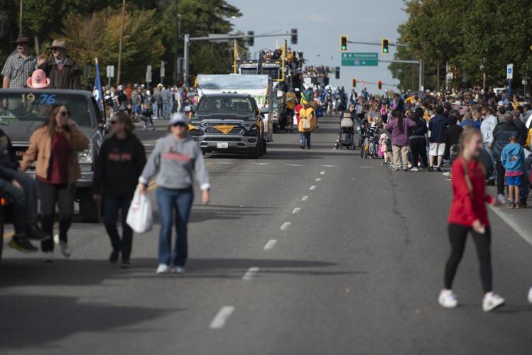 Photo Gallery MSU parade Gallery