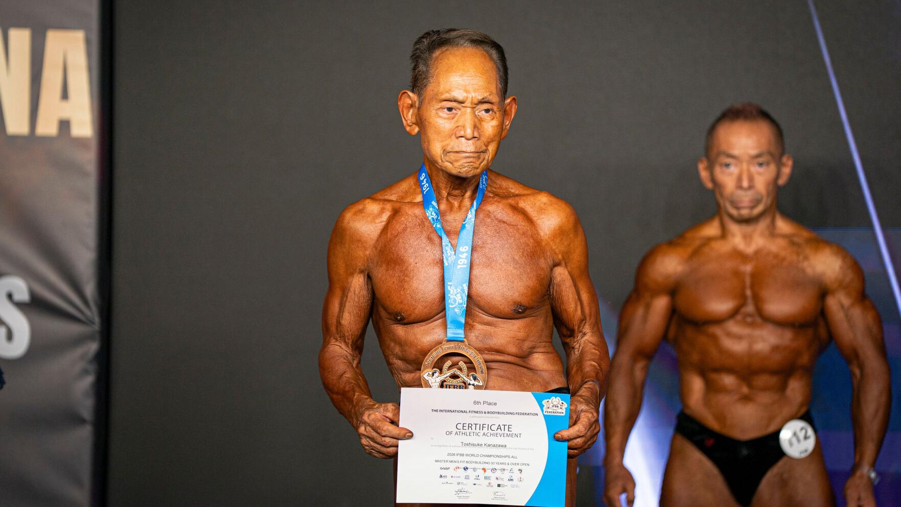 At 90, Japanese bodybuilder is still competing, in photos