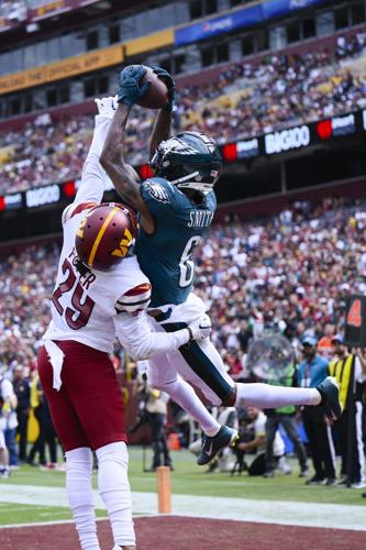 Eagles fans take over Washington's stadium, with many turning 'Wentz'  jerseys into 'Brown