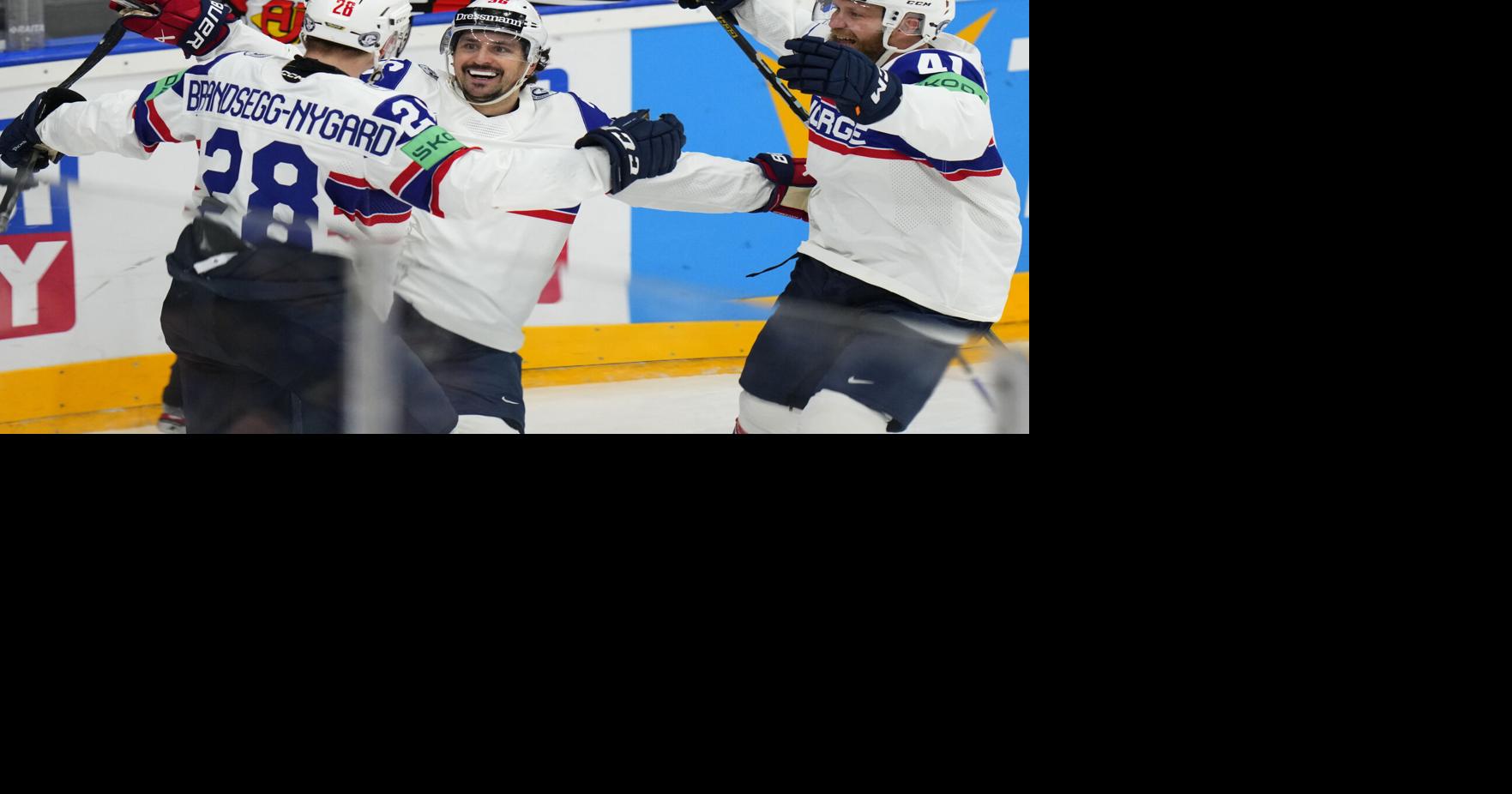 Pasaules čempionātā hokejā Latvija ar 2:0 pārspēj Kazahstānu.  Norvēģija pārspēj Dāniju |  Sports