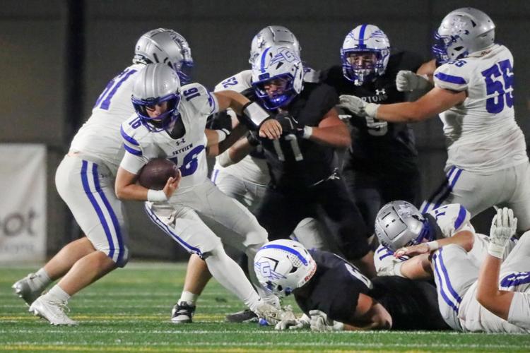 QB Samuel Litzen and the defensive line starring for Gallatin High ...